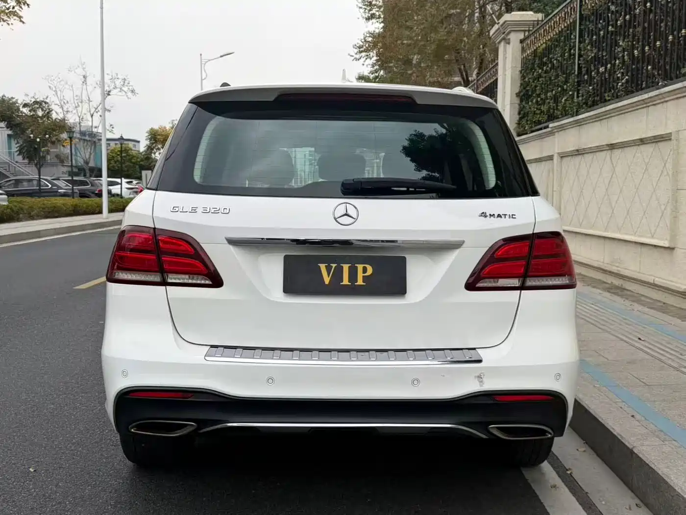 Mercedes-Benz GLE 2017 GLE 320 4MATIC Dynamic фото 4