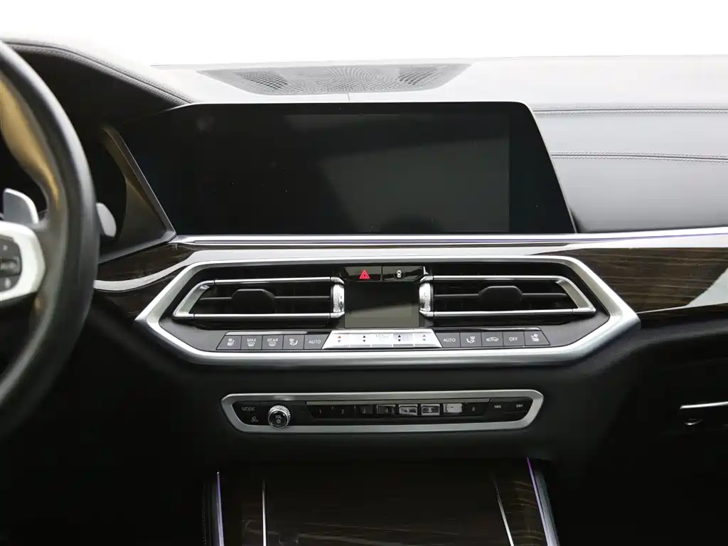 BMW X5 (Import) 2019 xDrive40i Exclusive M Sport Package фото 13