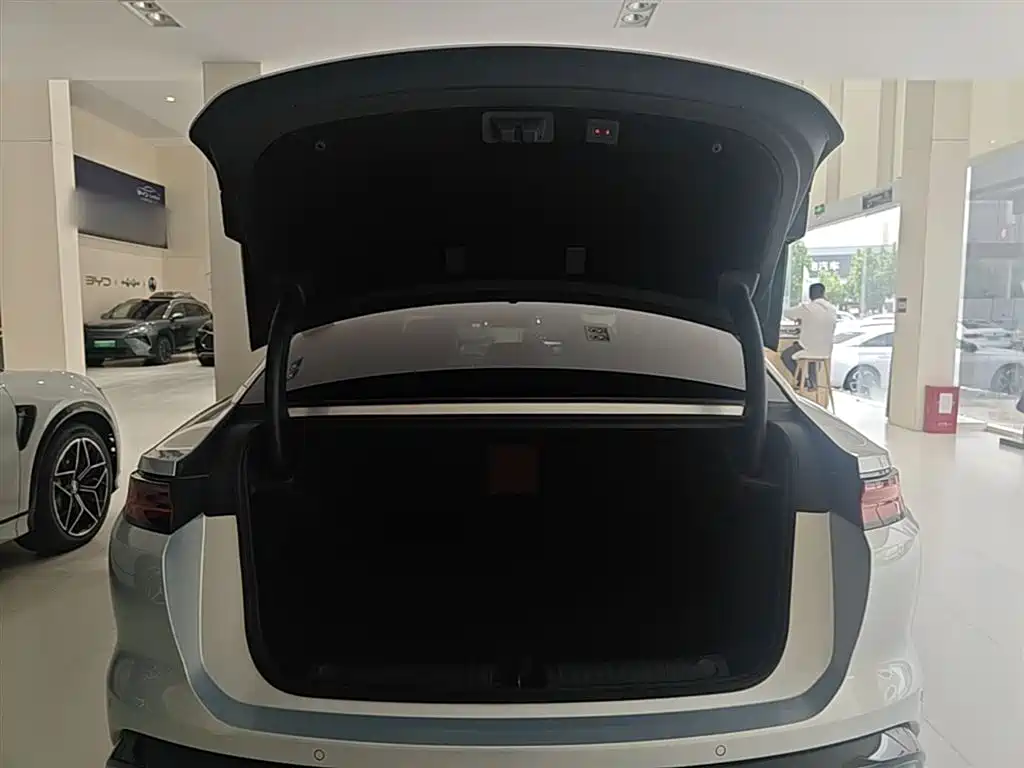 BYD Han L 2025 EV AWD LiDAR Flagship фото 19