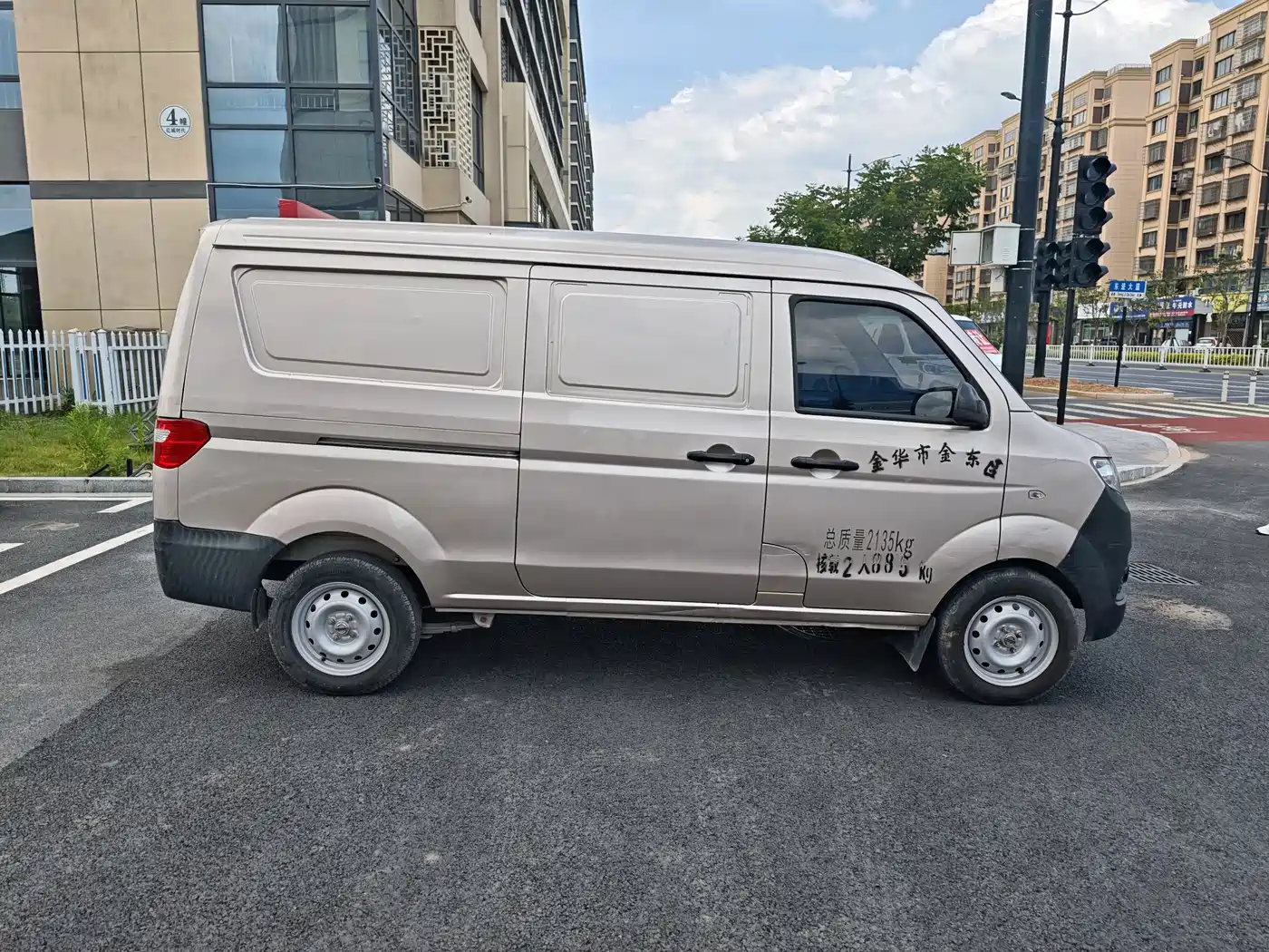 Jinbei Little Sea Lion X30 2023 2023 1.5L Luxury Cargo Version 2/5-seater SWC15M