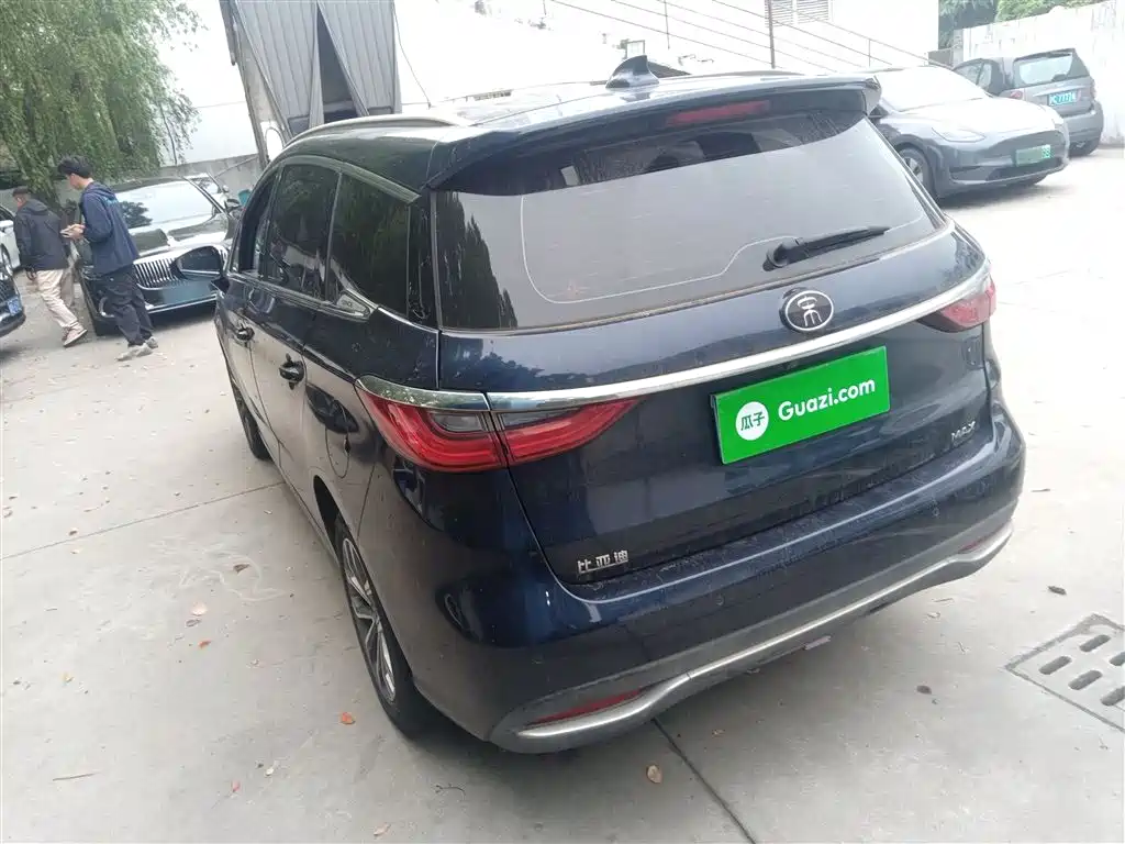 BYD Song MAX 2019 1.5T Auto Smart Connect Dynamic 7-seater China V фото 23