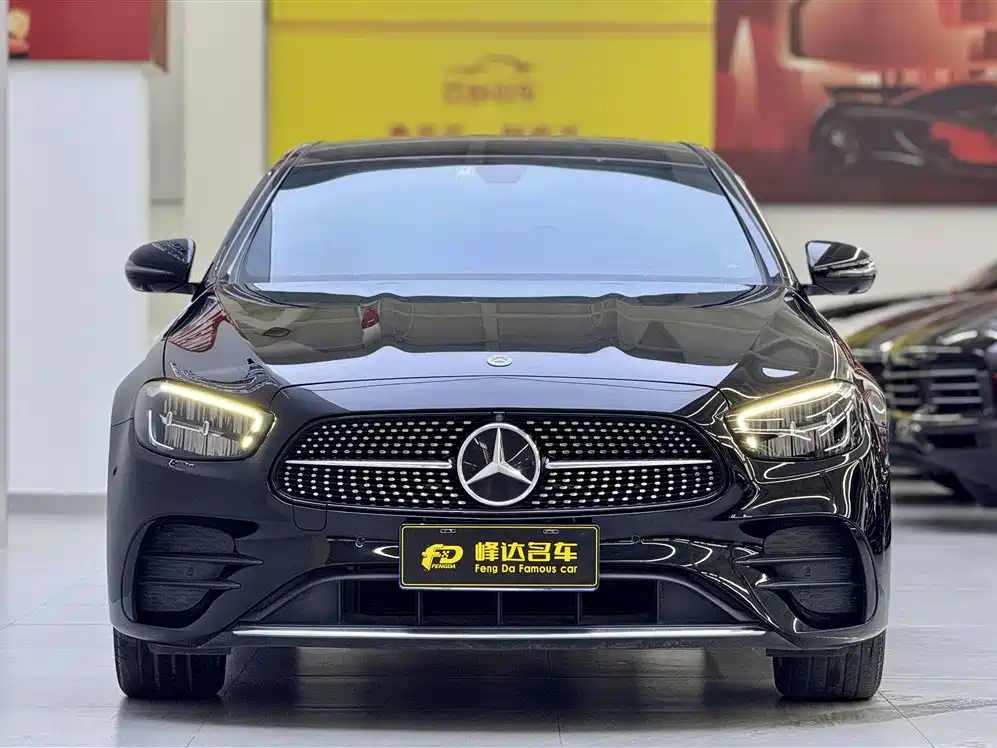 MERCEDES-BENZ E CLASS