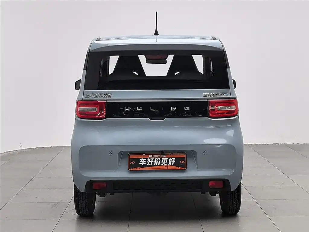 WULING AUTOMOBILE HONGGUANG MINIEV