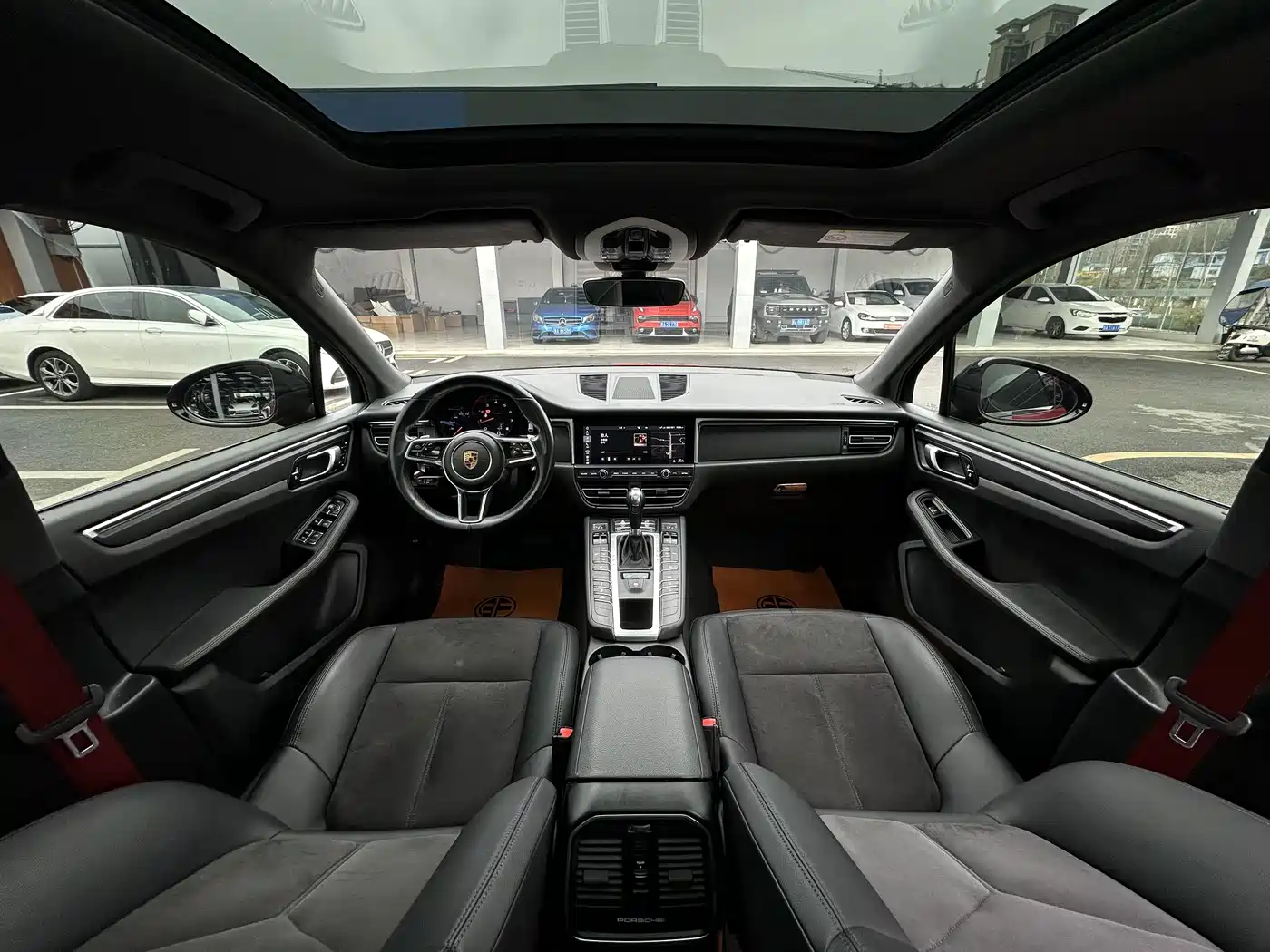 Porsche Macan 2020 Macan 2.0T фото 12