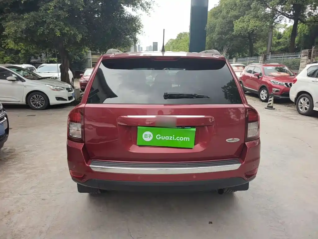 Jeep Compass (Import) 2014 2014 Facelift 2.4L 4WD Comfort Edition
