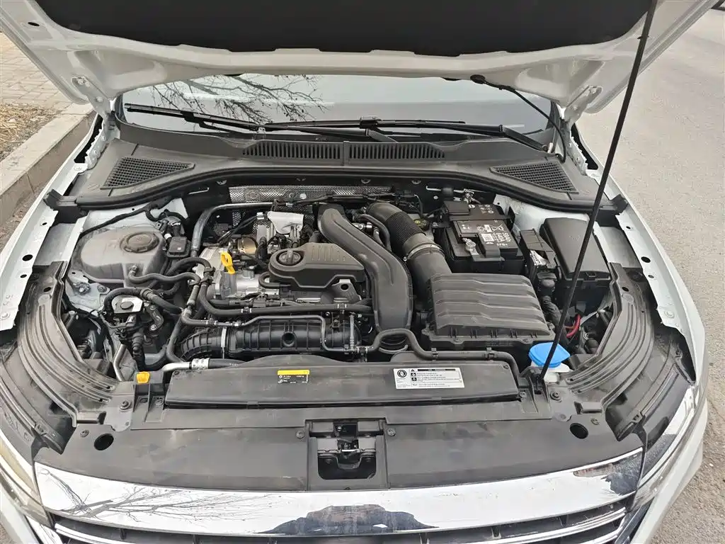 Volkswagen Lavida 2024 Model 300TSI DSG Full Comfort Edition фото 11
