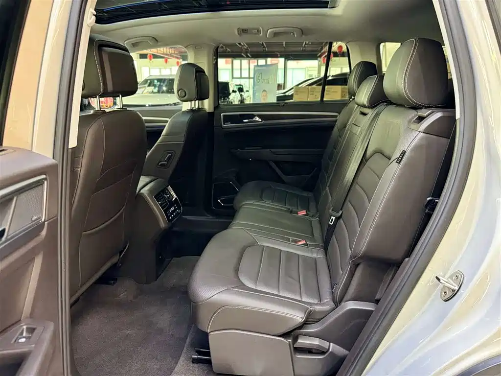 Volkswagen Teramont 2017 330TSI 2WD Flagship Edition фото 19