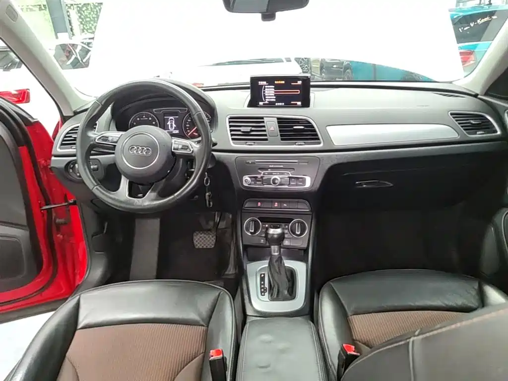 Audi Q3 2018 30th Anniversary Edition 30 TFSI Fashion фото 10