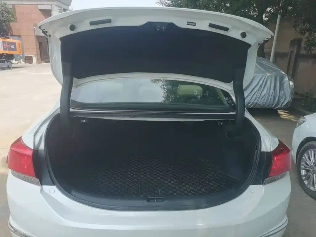 Honda Spirior 2015 2015 2.0L Premium Edition