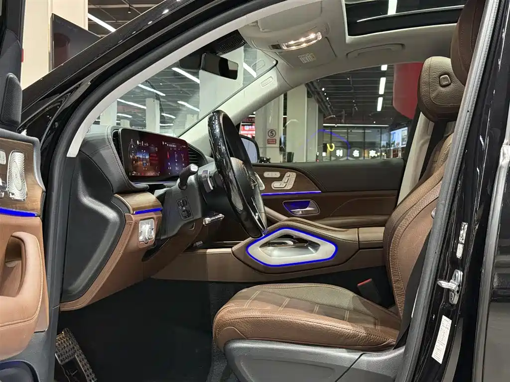 Mercedes-Benz GLS 2024 Model GLS 450 4MATIC Luxury фото 13