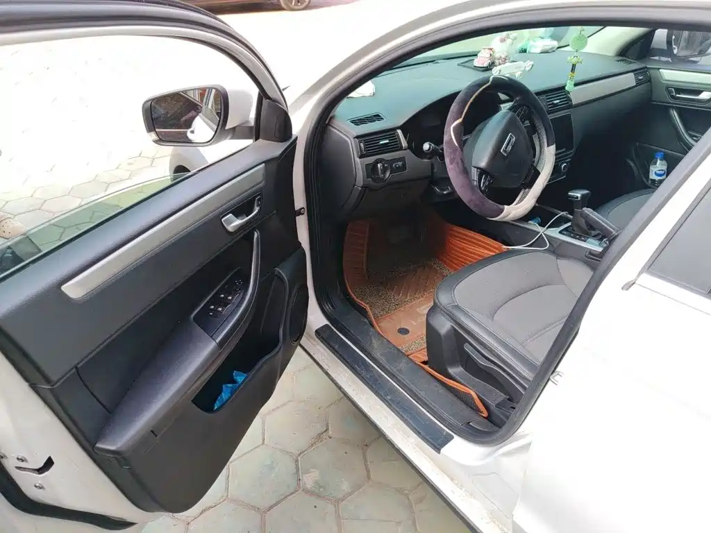Qoros 3 2016 2016 Urban SUV 1.6T Automatic Zhiyue