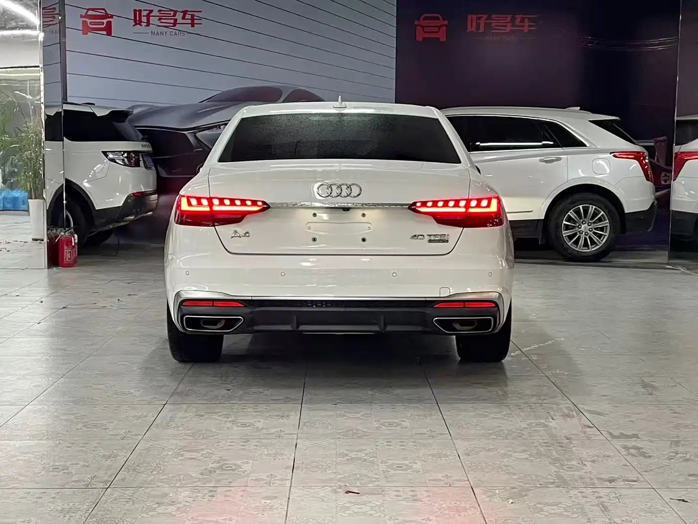 Фото 8 - Audi A4L