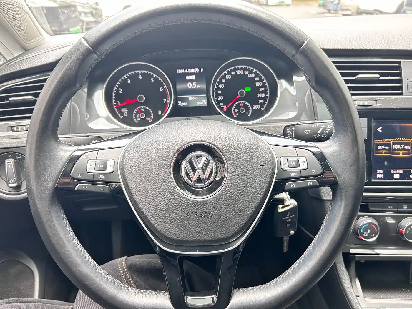 Volkswagen Golf 2018 230TSI Automatic Comfort фото 19