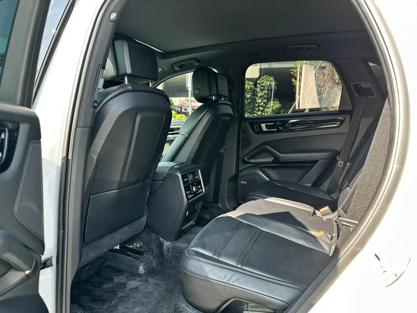 PORSCHE CAYENNE NEW ENERGY