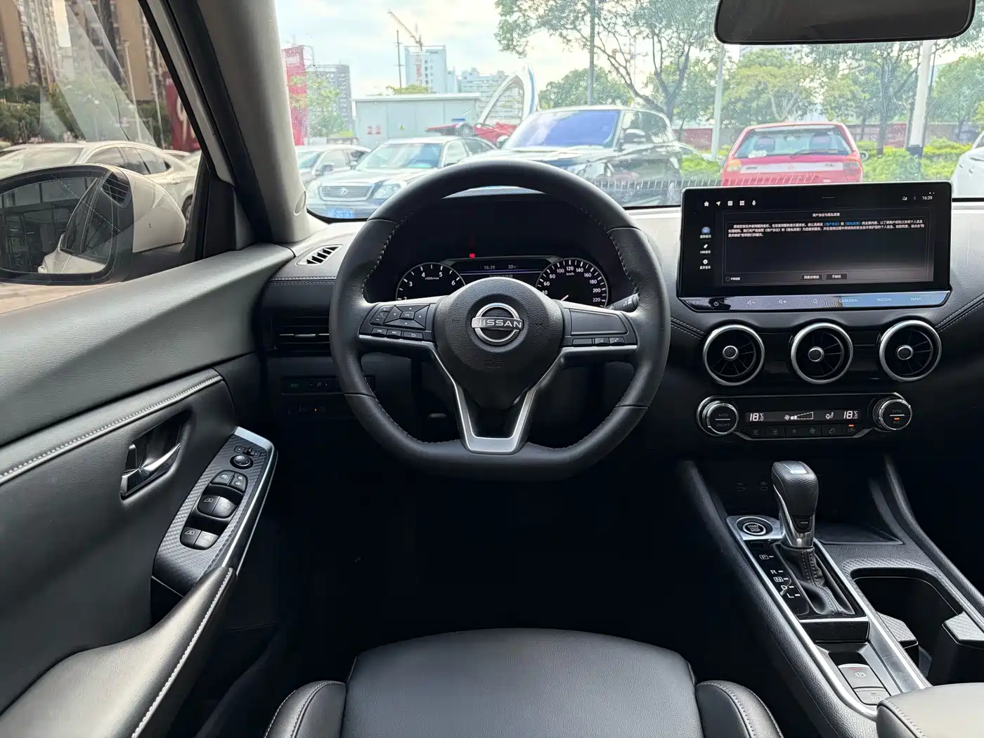 Nissan SYLPHY, миниатюра 14