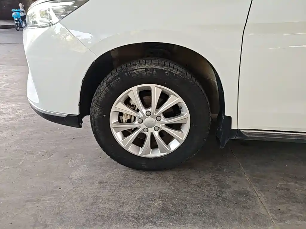 Фото 23 - Haval M6