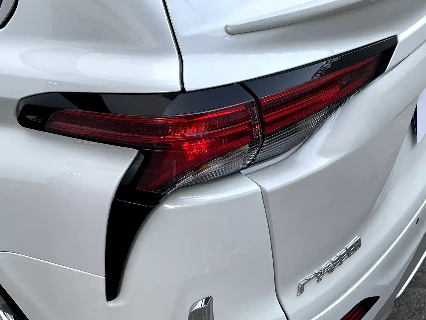 Toyota Sienna 2024 2.5L Hybrid Comfort Edition фото 7