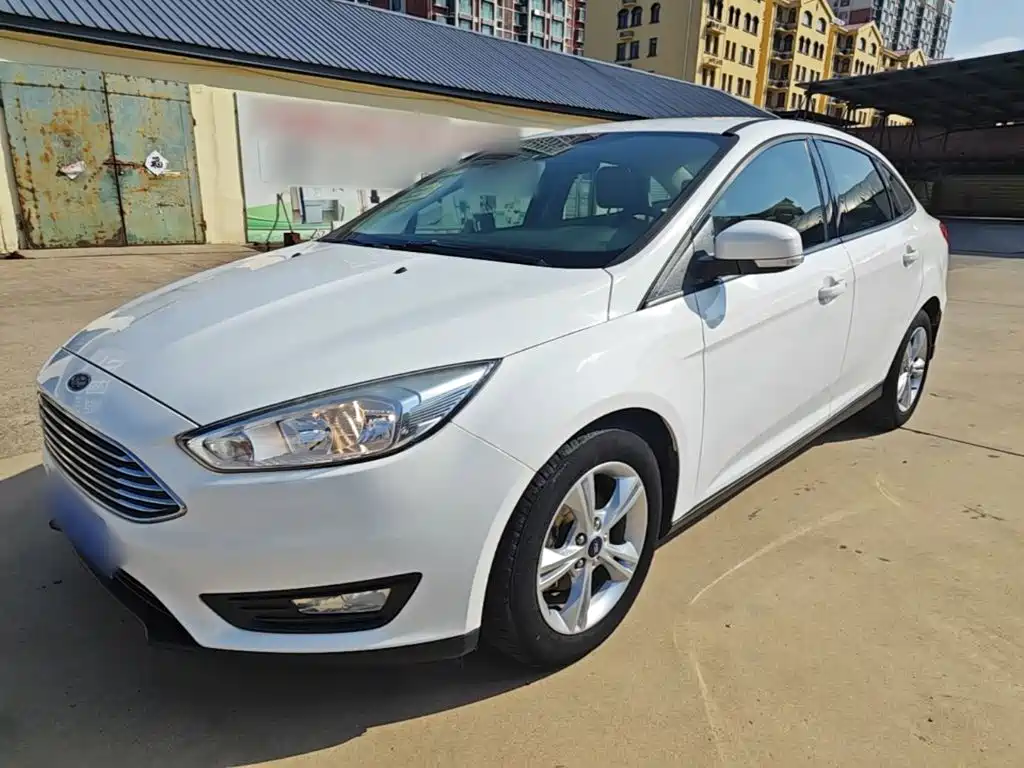 Фото 1 - Ford Focus