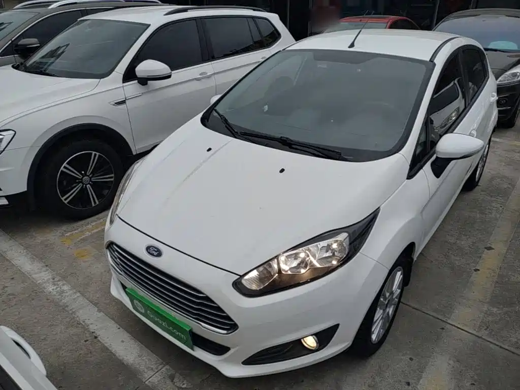 Ford Fiesta 2015 2013 Hatchback 1.5L Automatic Fashion