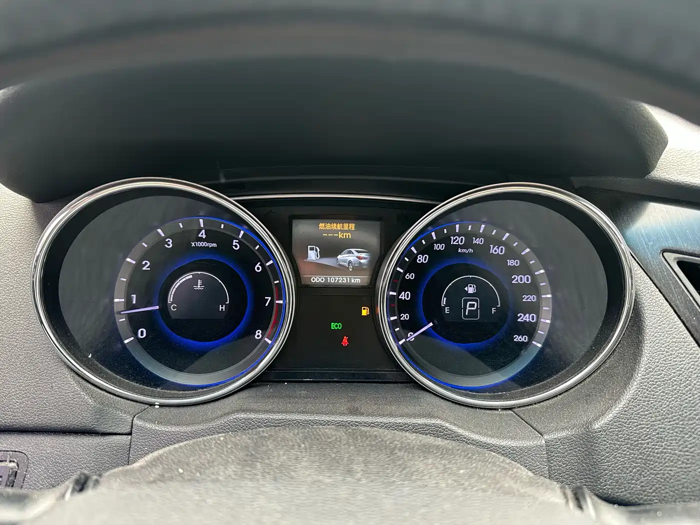 Hyundai Sonata 2013 2.4L Automatic Luxury Edition (China IV) фото 16