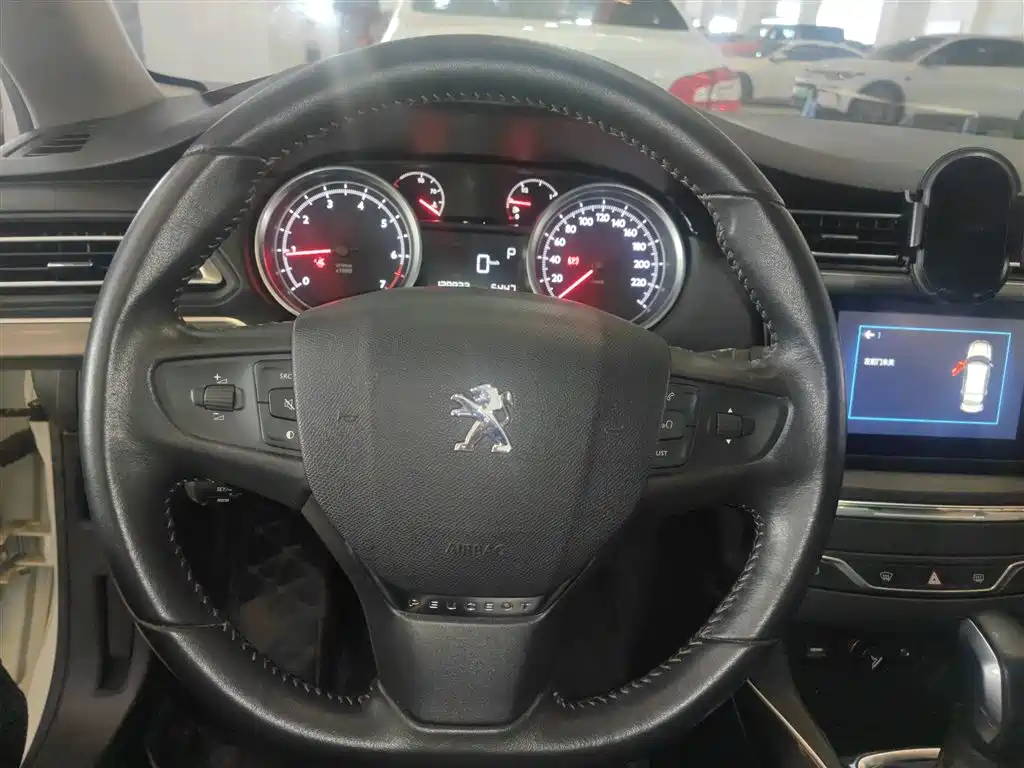 Peugeot 408 2018 350THP Automatic Luxury Edition фото 11
