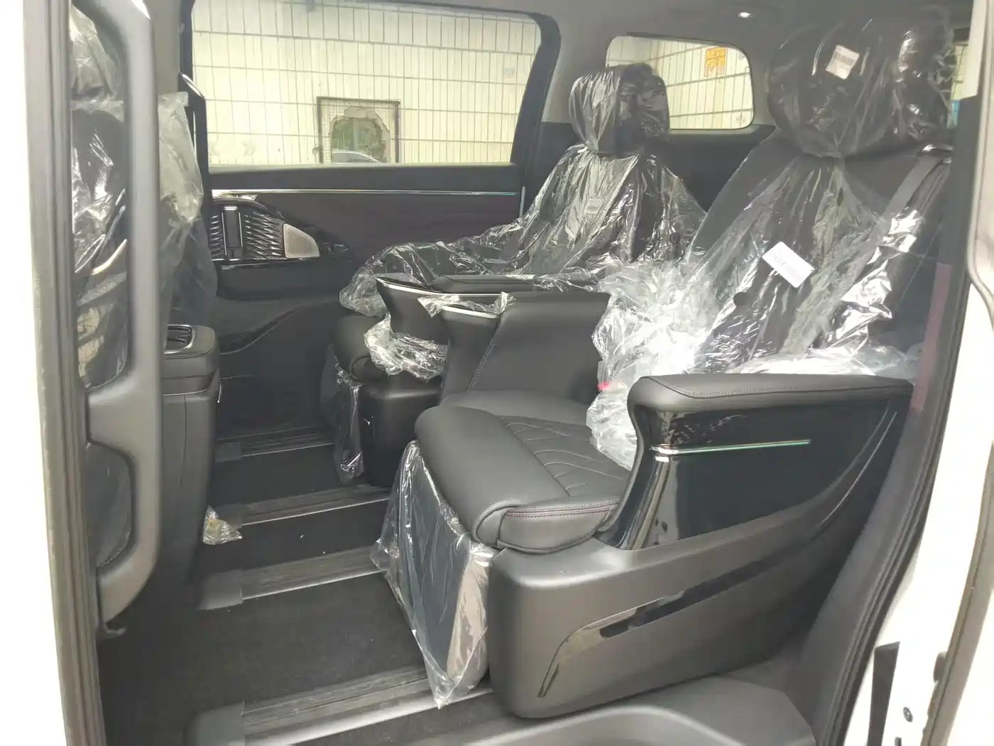 GAC Trumpchi Trumpchi M8 2024 Master Series 400T Premium Edition фото 9