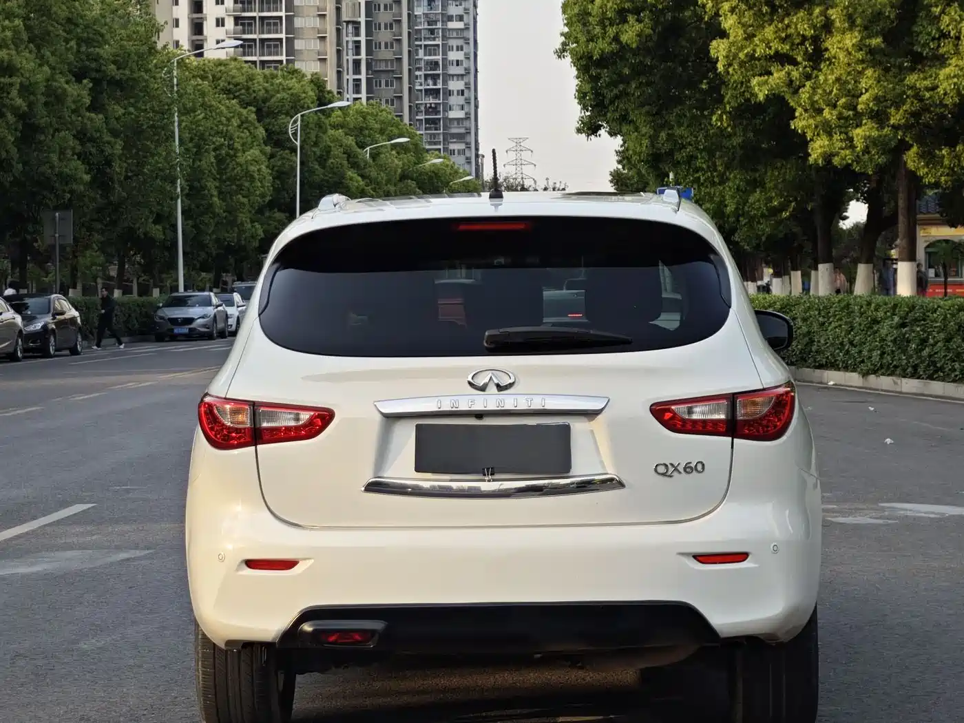 Infiniti QX60 (Import) 2016 2014 Model 2.5 S/C Hybrid 2WD Excellence Edition