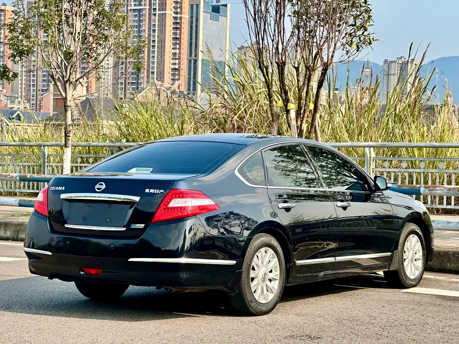 Photo 8 - Nissan Teana