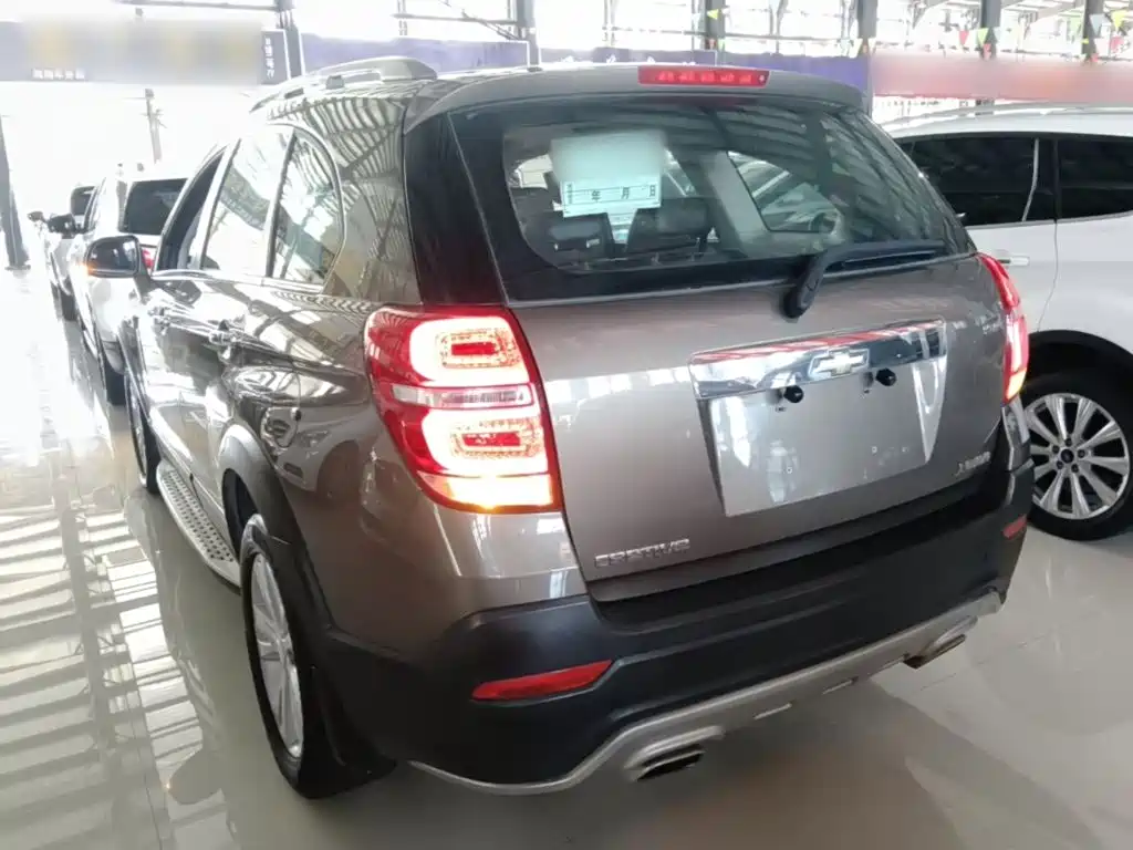 Chevrolet Captiva 2016 2015 2.4L AWD Flagship 7-Seater