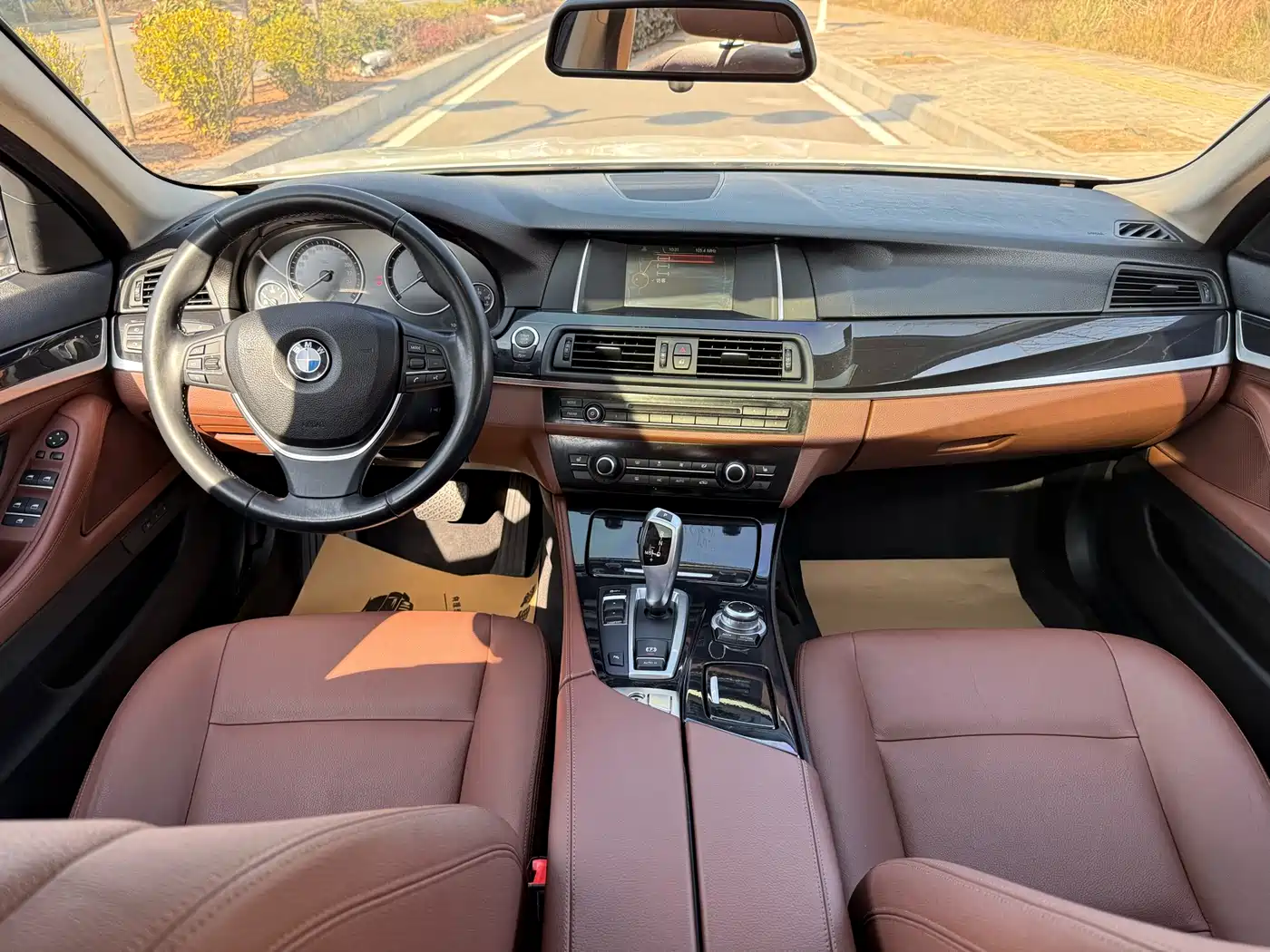 BMW 5 Series 2017 520Li Classic Edition фото 6