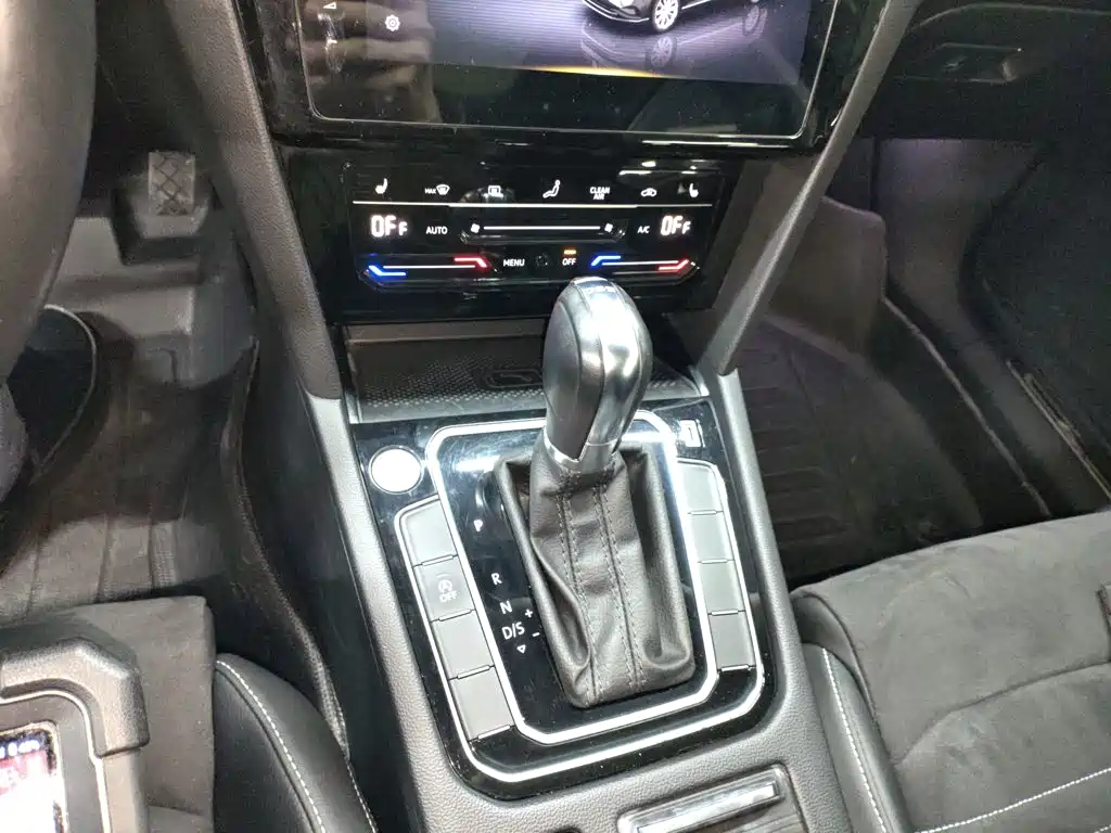 Volkswagen Magotan 2020 330TSI DSG Luxury 10