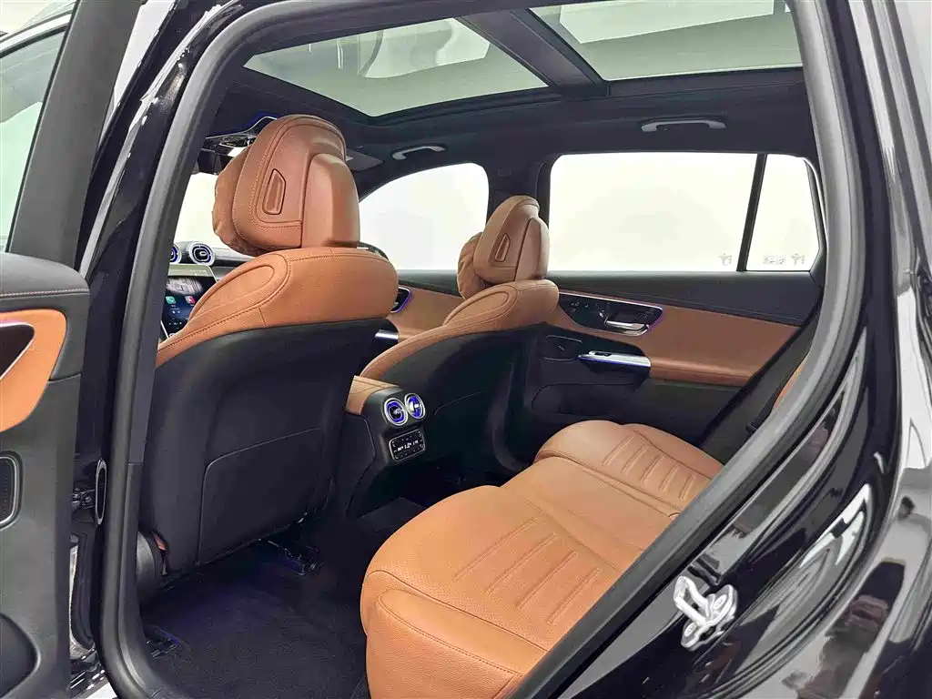 Mercedes-Benz GLC 2026 2026 GLC 260 L 4MATIC Luxury Edition