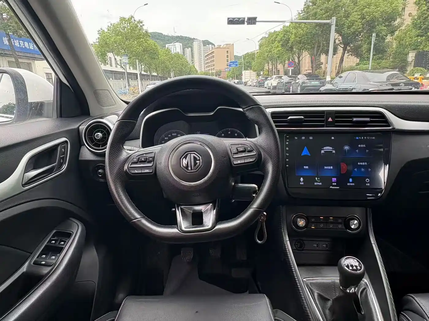 MG ZS 2018 2017 1.5L Manual Premium Internet Edition
