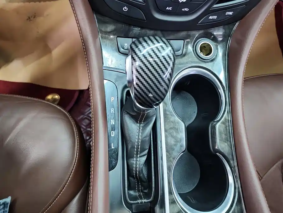 Photo 16 - Buick Envision Plus