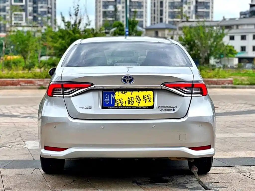 Photo 6 - Toyota Corolla