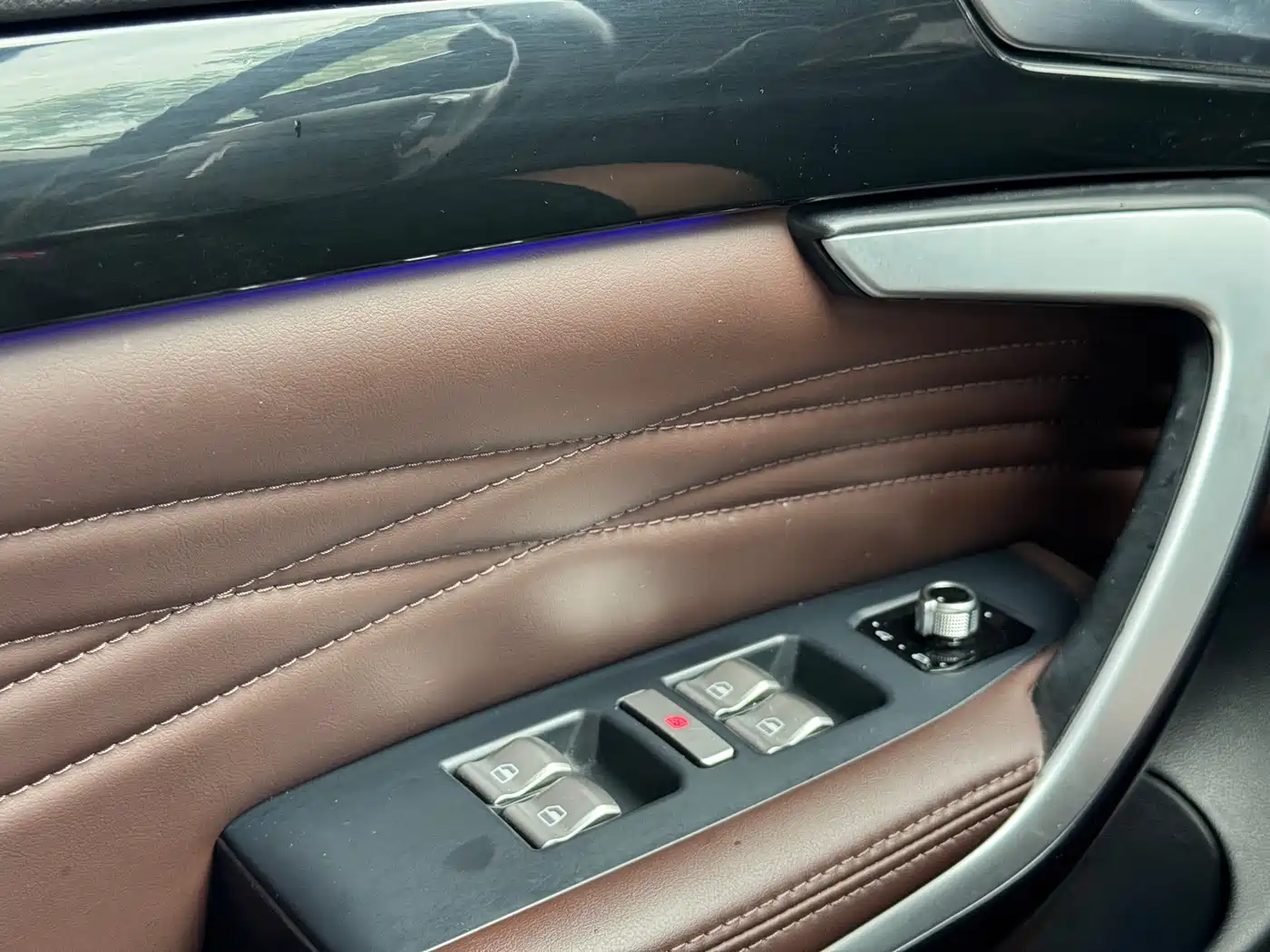 WEY P8 2018 2018 2.0T Flagship Model