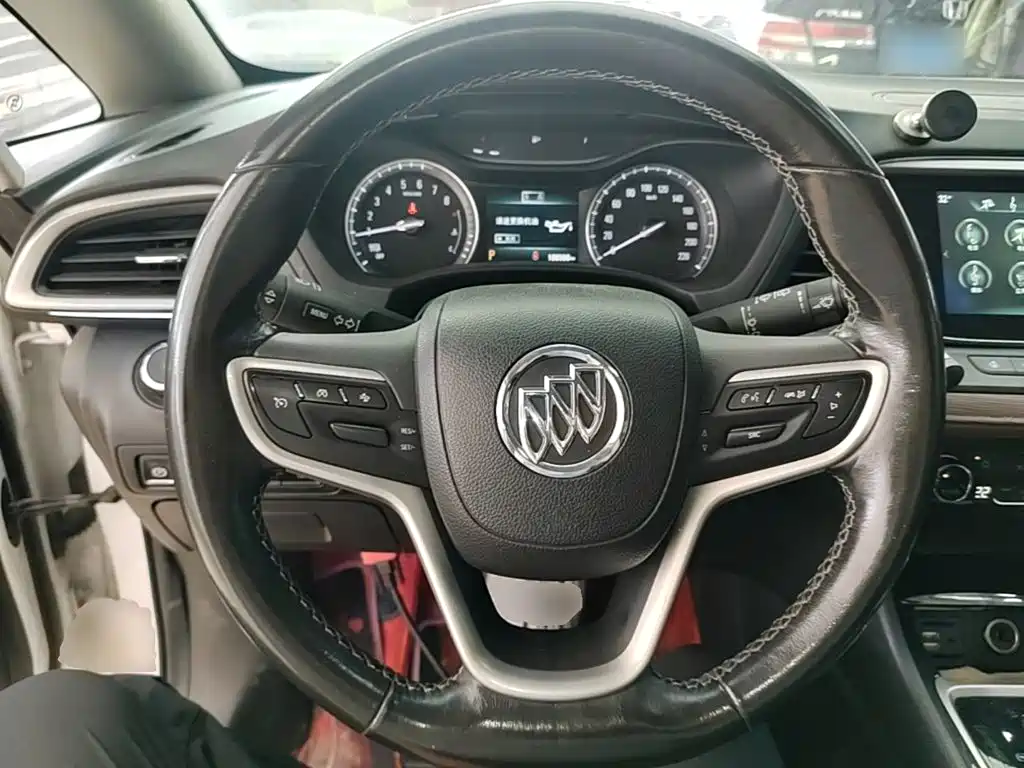 Фото 11 - Buick GL6