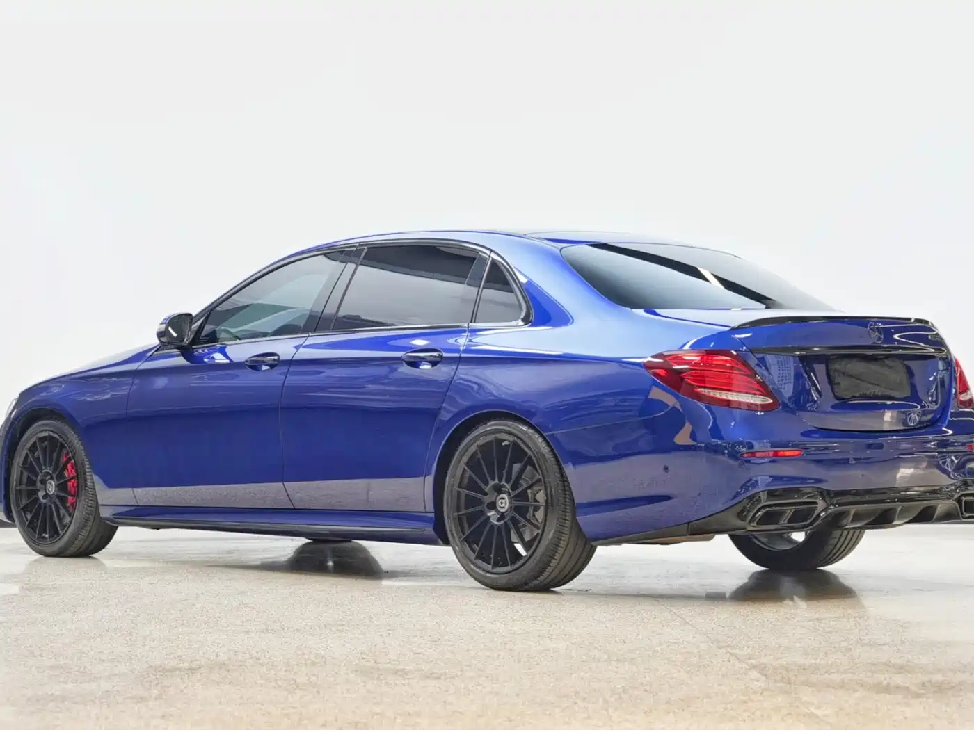 Mercedes-Benz E-Class 2017 E 300 L Sport Luxury фото 9