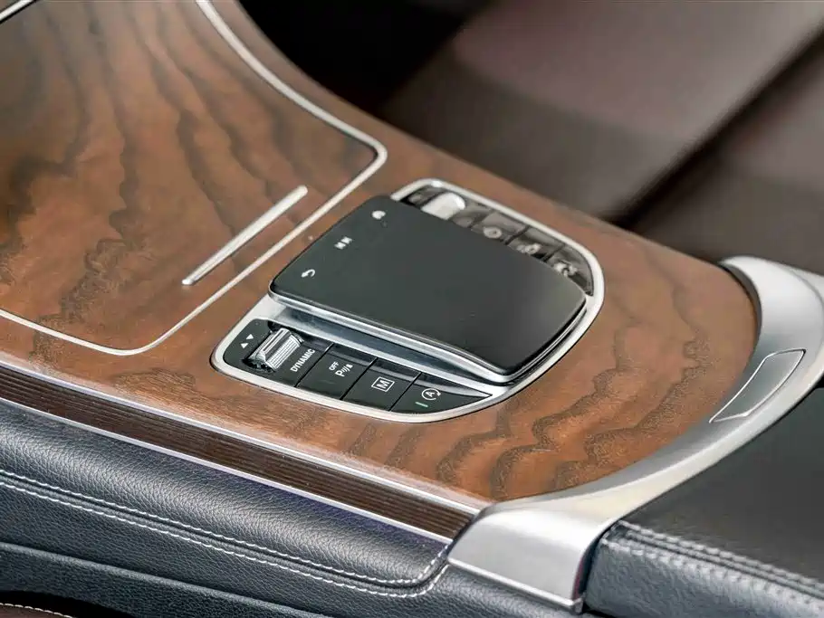 Mercedes-Benz GLC 2022 Model GLC 260 L 4MATIC Luxury Edition фото 15