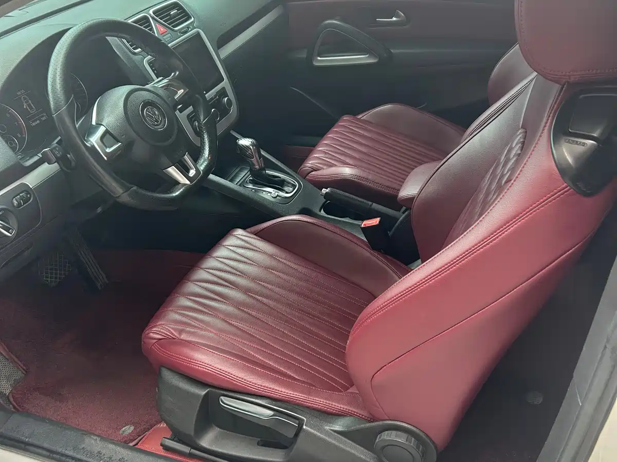 Volkswagen Scirocco 2014 1.4TSI Racing Edition фото 8