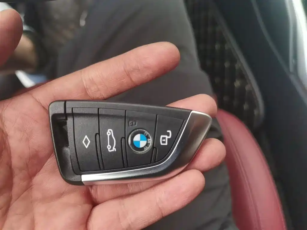 BMW i3 2024 eDrive 35 L фото 9