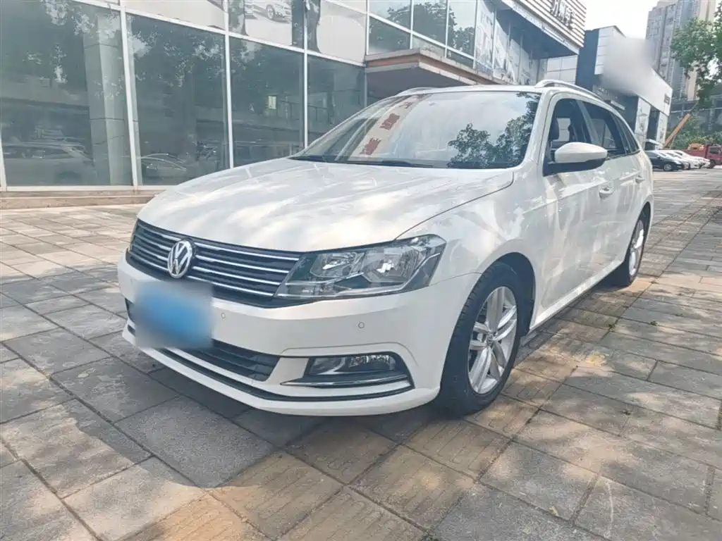 Volkswagen Lavida Tour 2017 180TSI DSG Comfort Edition