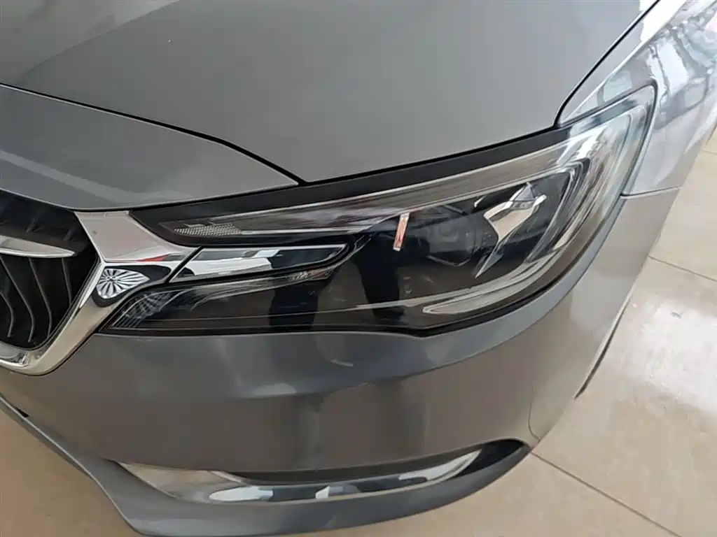 Buick GL6 2018 18T 6-Seater Premium фото 24