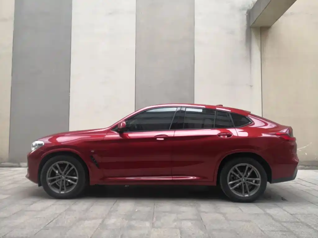 Фото 14 - BMW X4