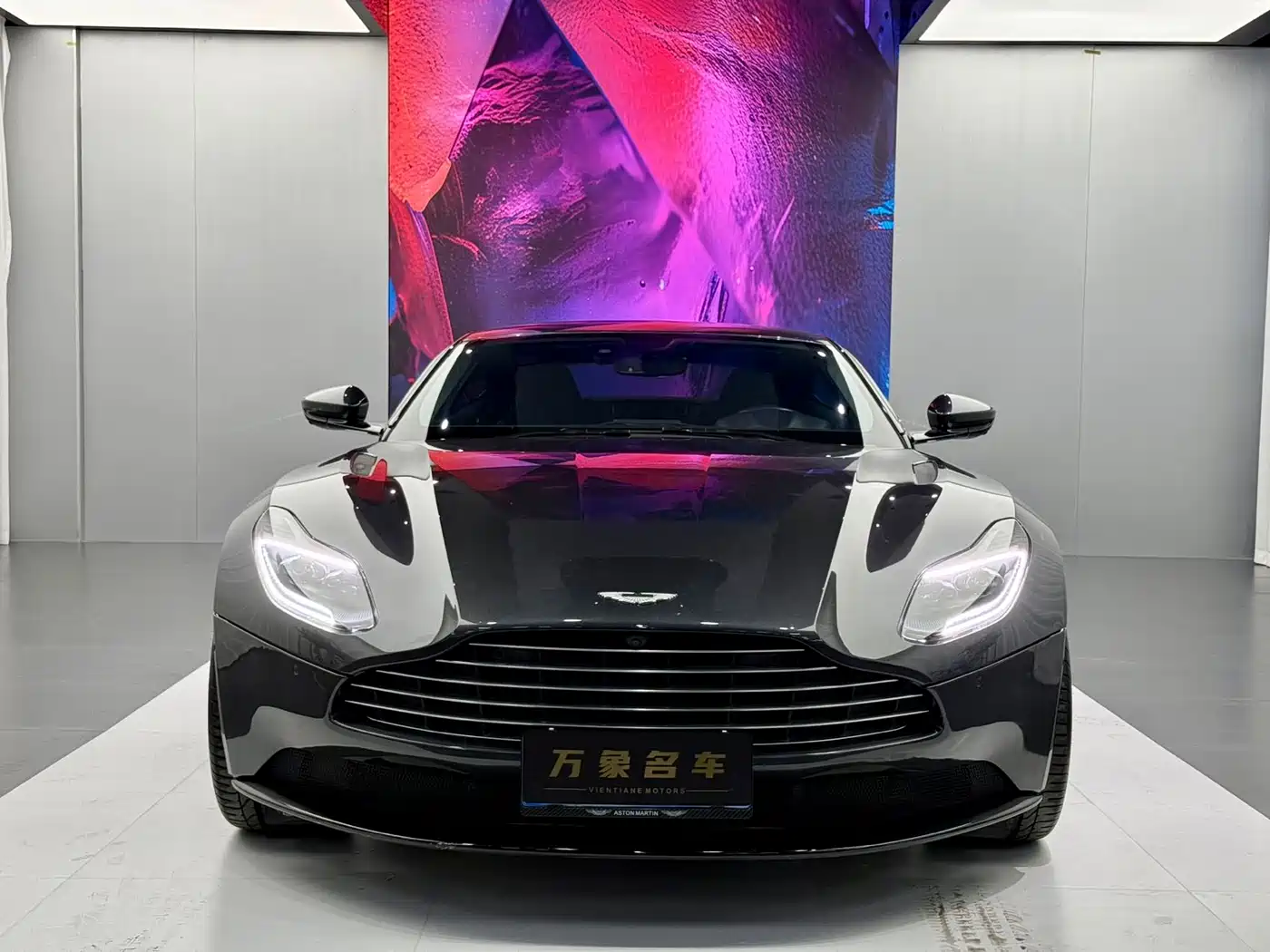 Aston Martin DB11 2020 2019 Model 4.0T V8 Coupe