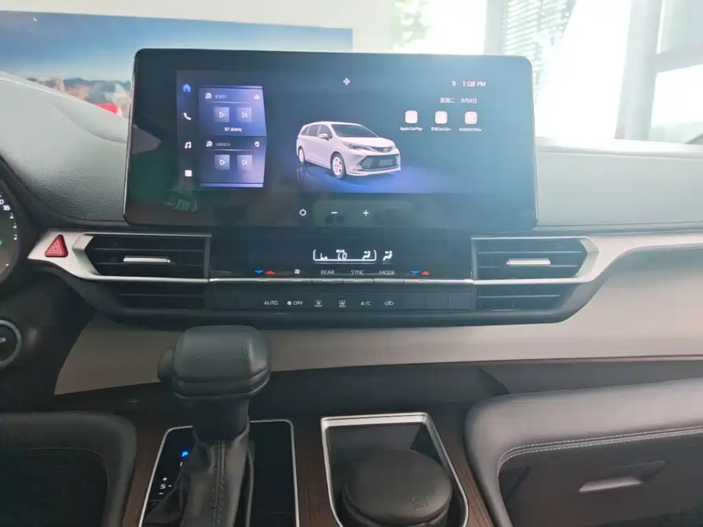 Toyota Sienna, миниатюра 13