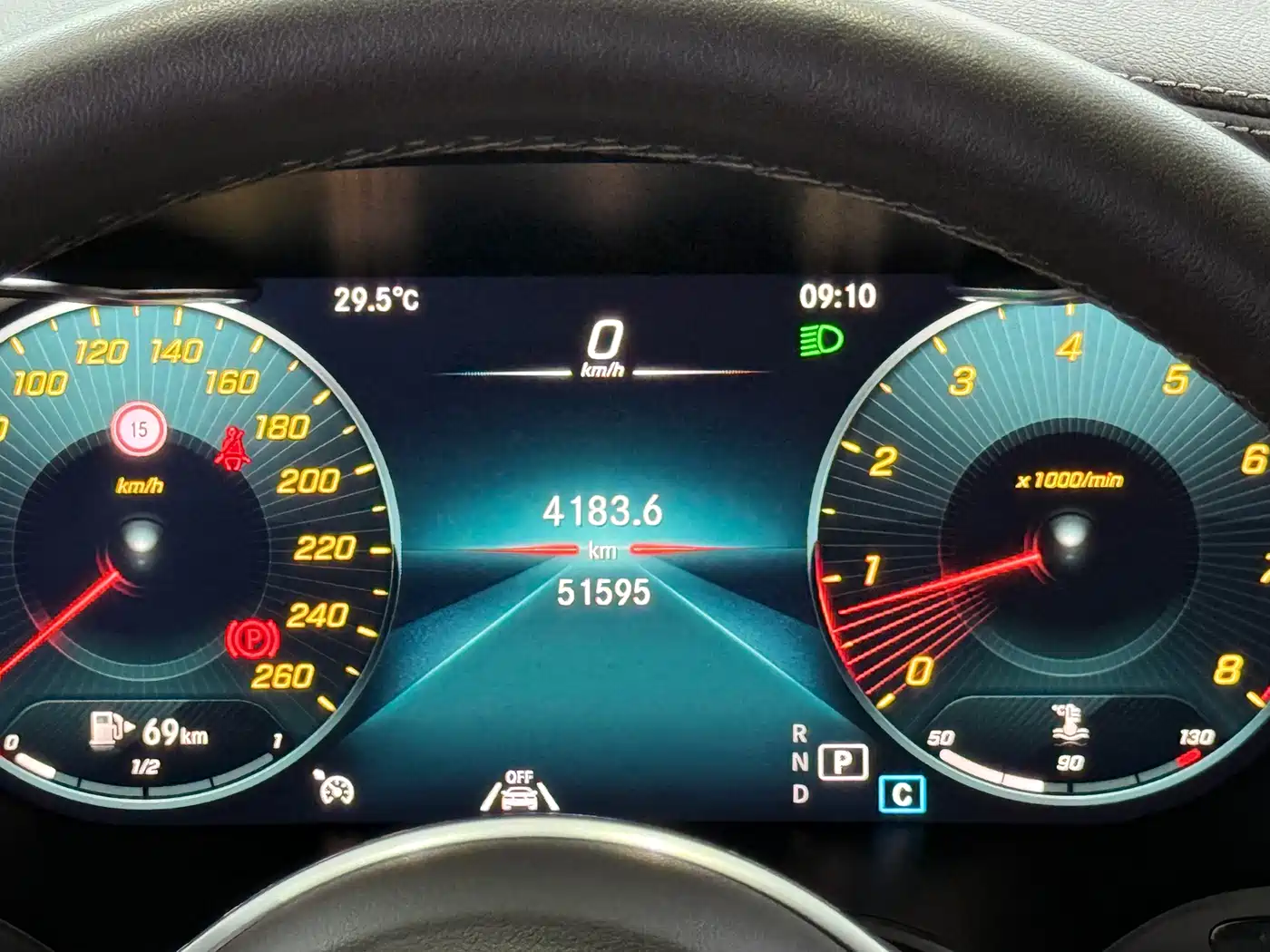 Mercedes-Benz GLC 2021 GLC 300 L 4MATIC Sporty фото 11