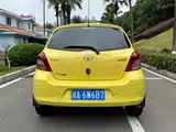 Photo 11 - Toyota Yaris