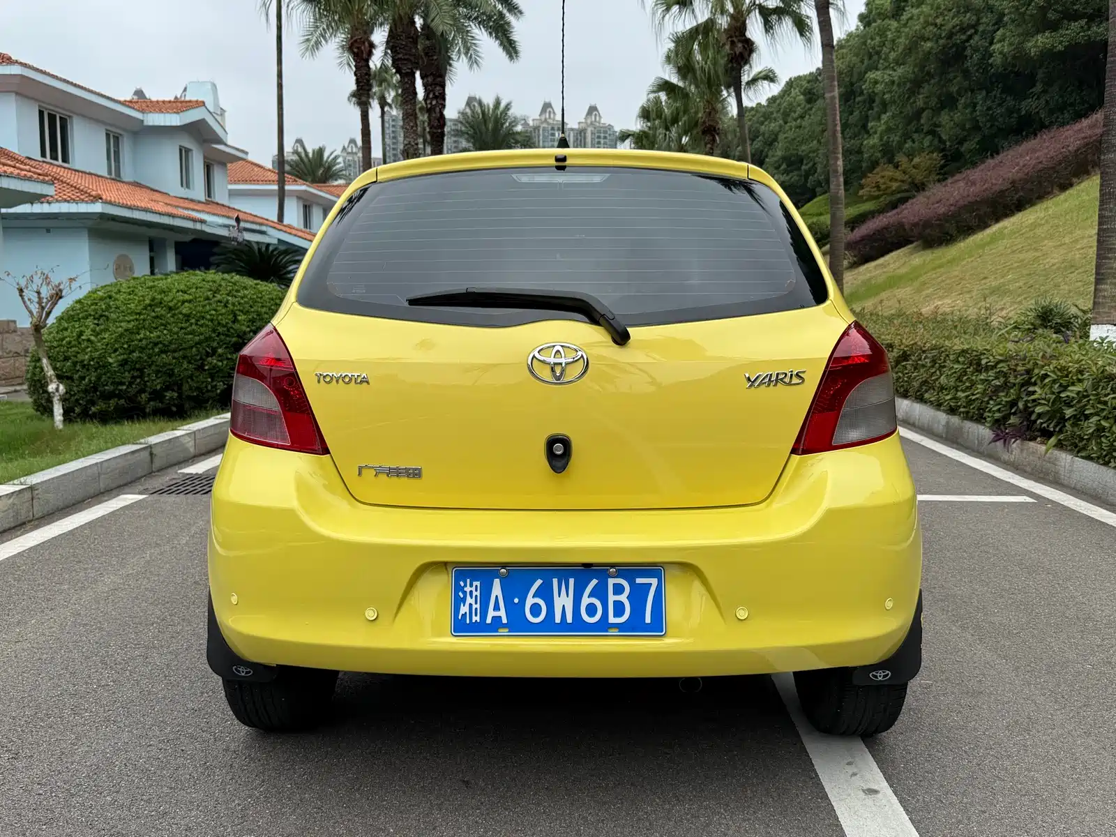 Photo 11 - Toyota Yaris
