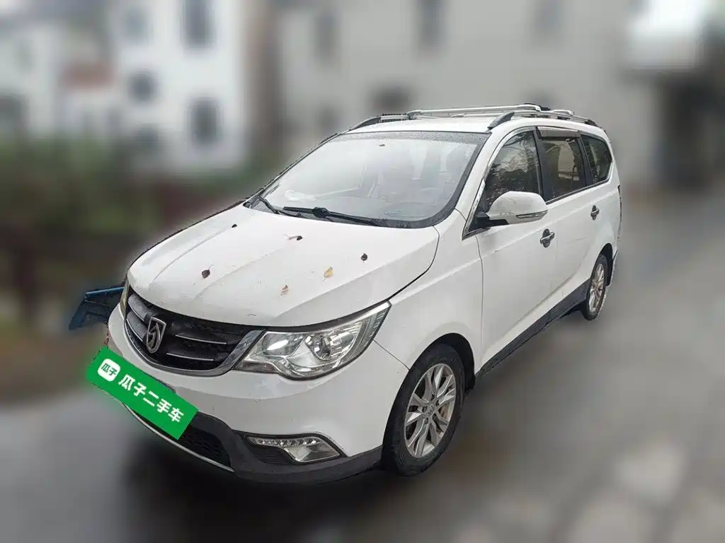 Фото 2 - Baojun 730